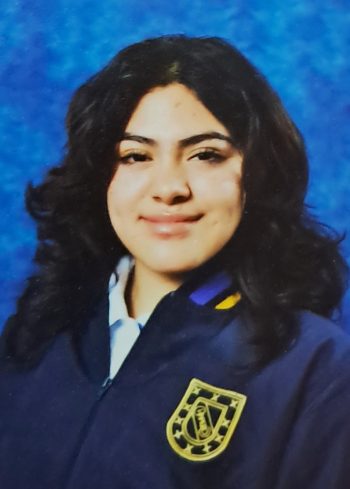 adriananavas adriananavas